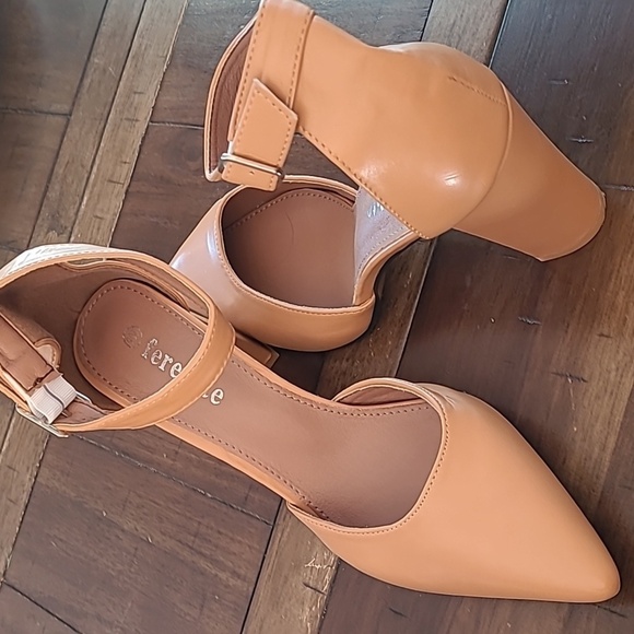 Fereshte pointed toe strapy heels AE size 265, US 11 - Picture 1 of 5